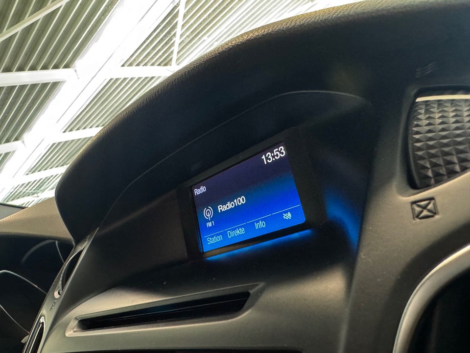 Ford Focus 1,5 EcoBlue ST-Line stc. 5d