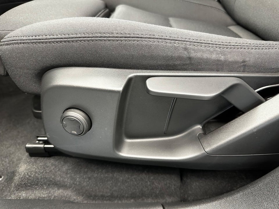 Volvo XC40 P6 ReCharge Core 5d