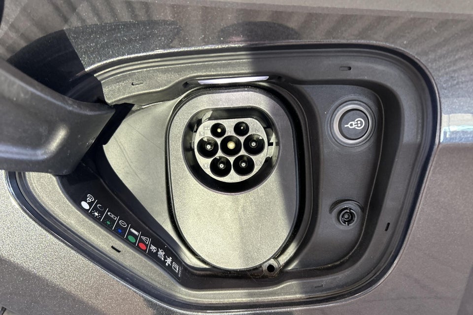 Porsche Taycan Performance+ 4d
