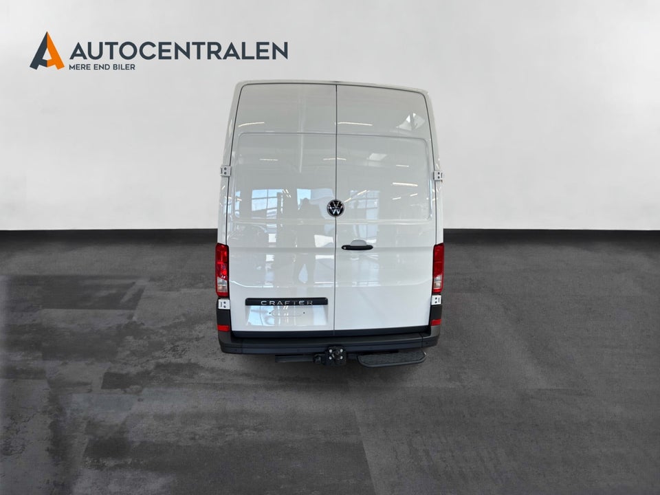 VW Crafter 35 2,0 TDi 177 Kassevogn L3H3 aut.