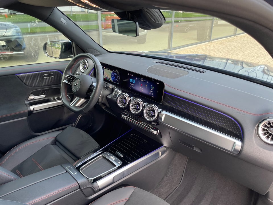 Mercedes EQB250+ AMG Line 5d