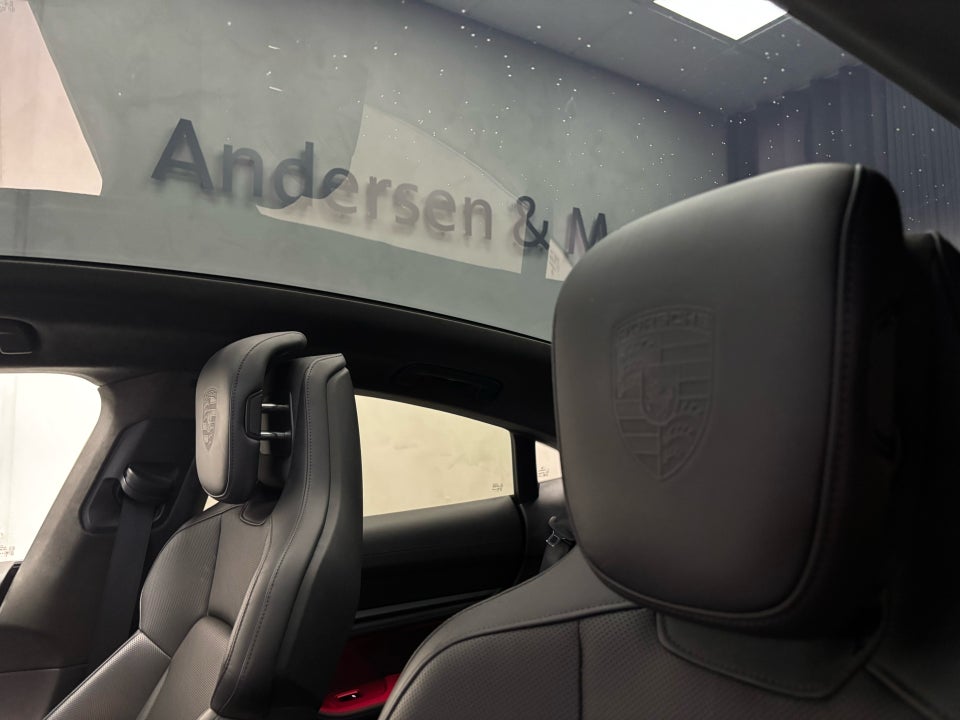 Porsche Taycan Turbo Performance+  4d