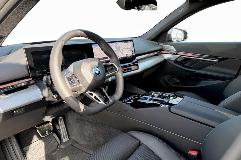 BMW i5 eDrive40 Touring Supercharged 5d