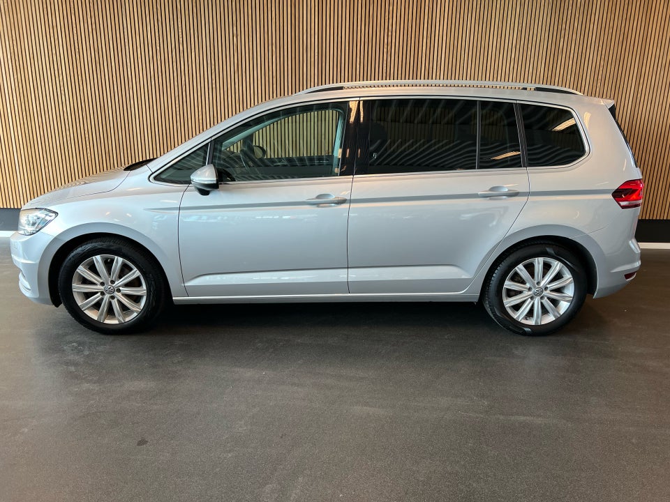 VW Touran 1,8 TSi 180 Highline DSG 7prs 5d