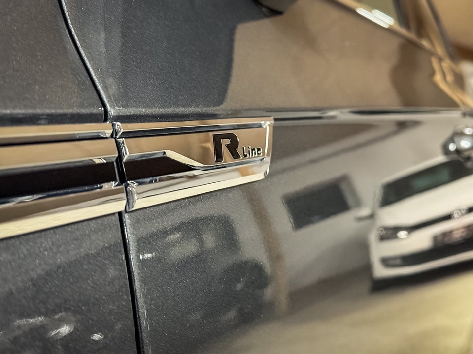 VW Touareg 3,0 TDi 286 R-line aut. 4Motion 5d