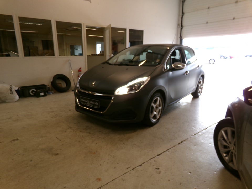 Peugeot 208 1,6 BlueHDi 100 Allure 5d