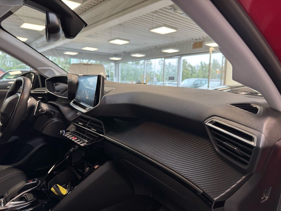 Peugeot 208 1,2 PureTech 100 Allure Sky EAT8 5d