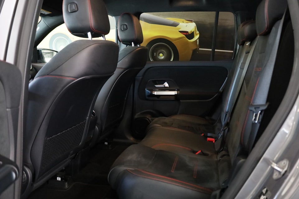 Mercedes EQB250 AMG Line 5d