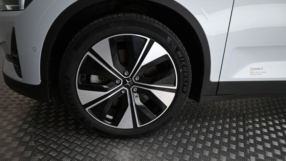Polestar 2 Long Range AWD 5d