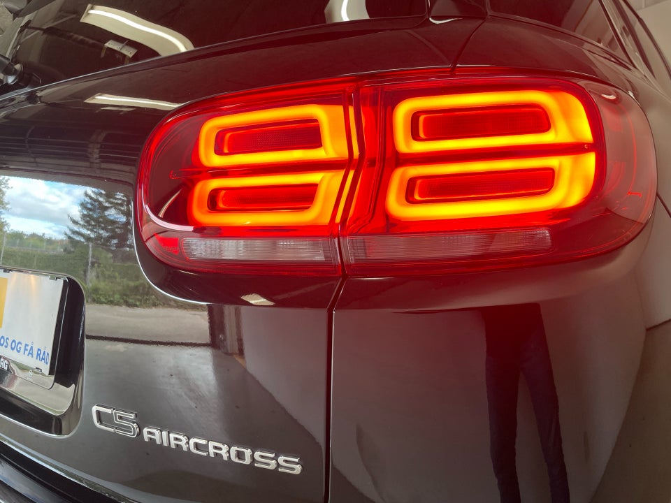 Citroën C5 Aircross 1,6 Hybrid Feel EAT8 5d