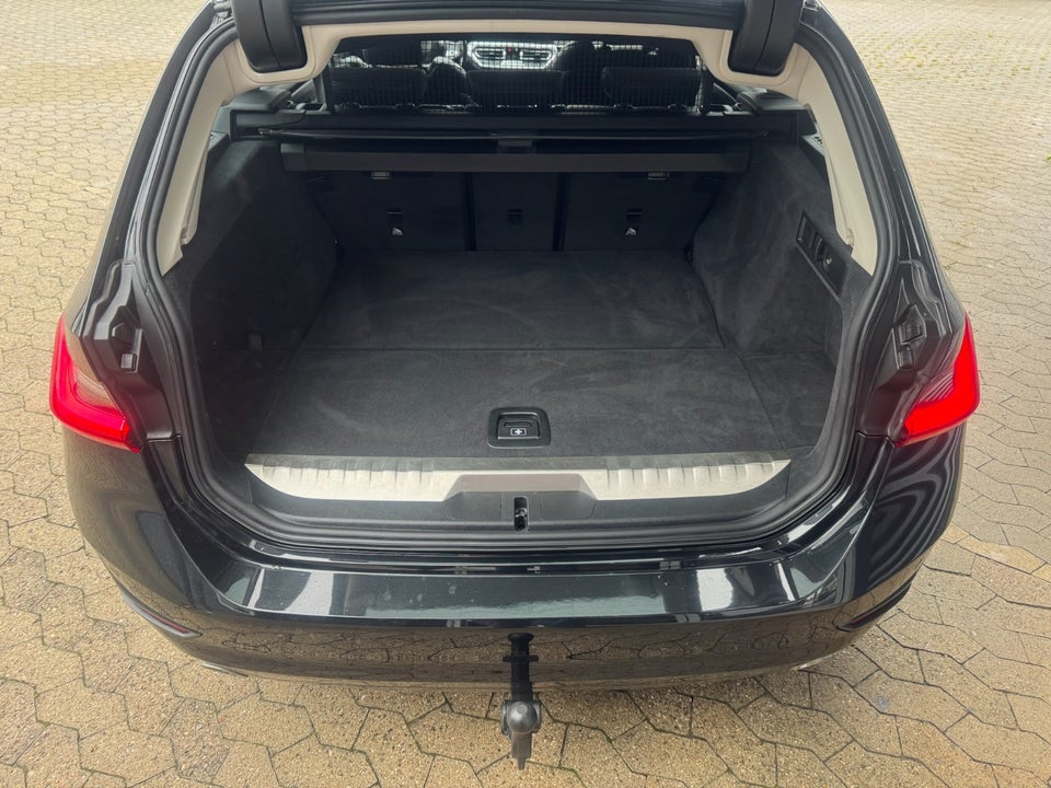 BMW 330e 2,0 Touring Sport Line aut. 5d