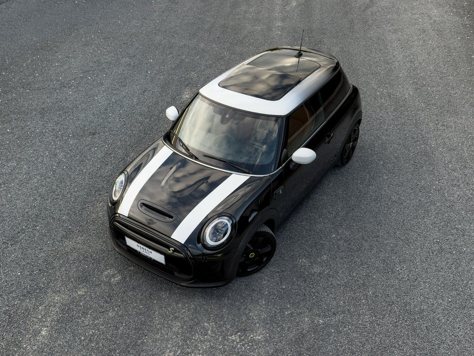 MINI Cooper SE Classic Trim 3d