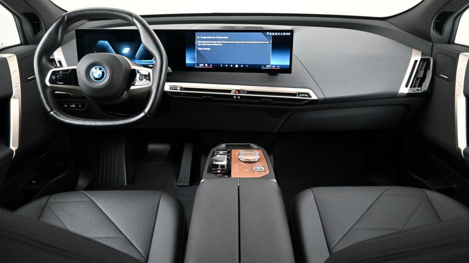 BMW iX xDrive40 Supercharged 5d