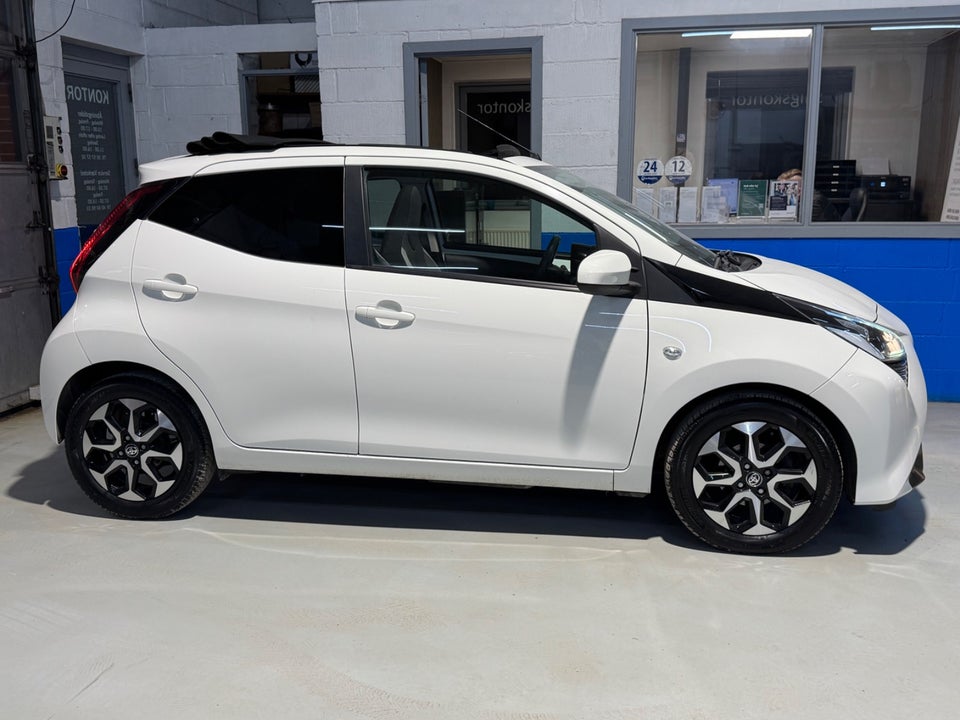 Toyota Aygo 1,0 VVT-i x-sky 5d
