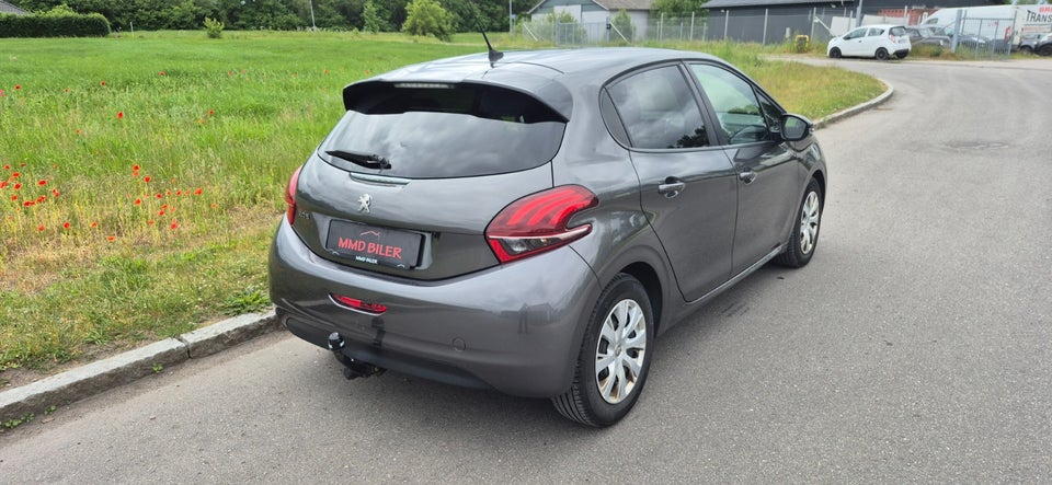 Peugeot 208 1,6 BlueHDi 100 Allure 5d