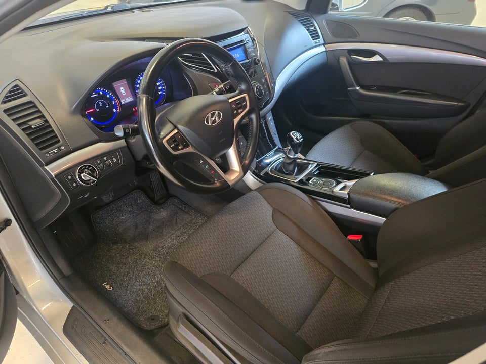 Hyundai i40 1,6 GDi Comfort 4d