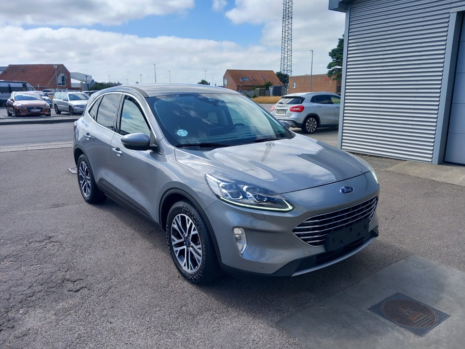 Ford Kuga 2,5 PHEV Titanium X CVT 5d