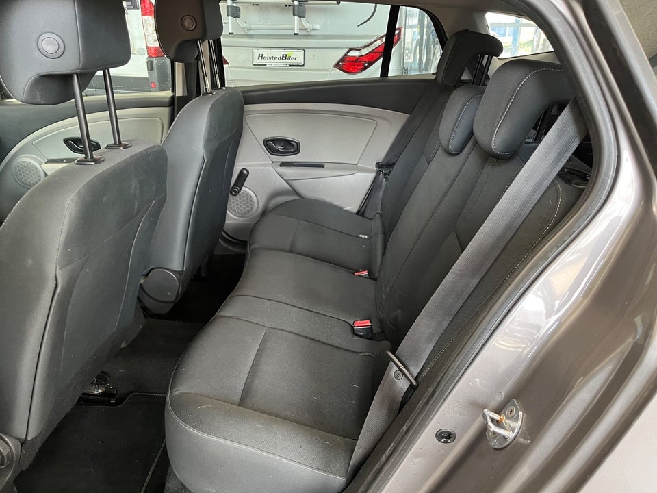 Renault Megane III 1,5 dCi 90 Authentique 5d
