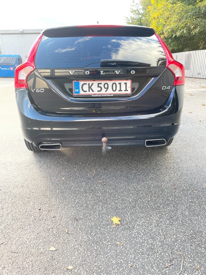 Volvo V60 2,0 D4 190 Momentum 5d