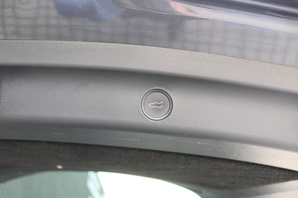 Tesla Model Y RWD 5d