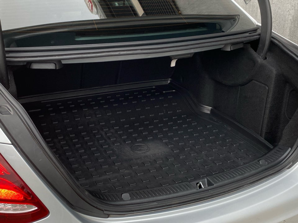 Mercedes E400 d 2,9 AMG Line aut. 4Matic 4d