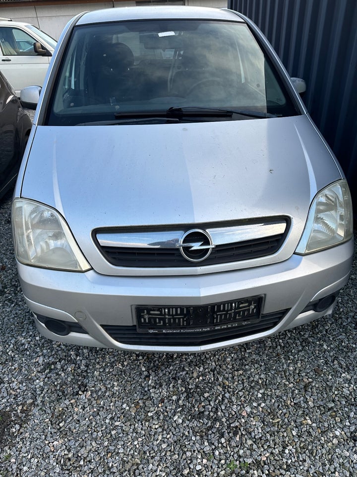 Opel Meriva 1,7 CDTi Activan 5d