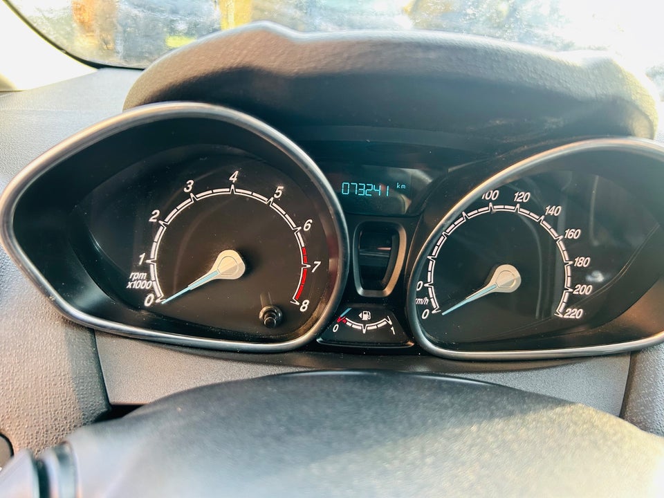 Ford Fiesta 1,1 Titanium Van 5d