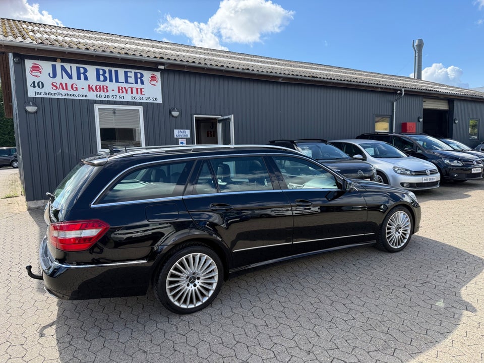 Mercedes E200 2,2 CDi Avantgarde stc. aut. 5d