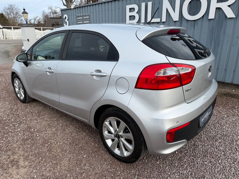 Kia Rio 1,2 CVVT Attraction 5d