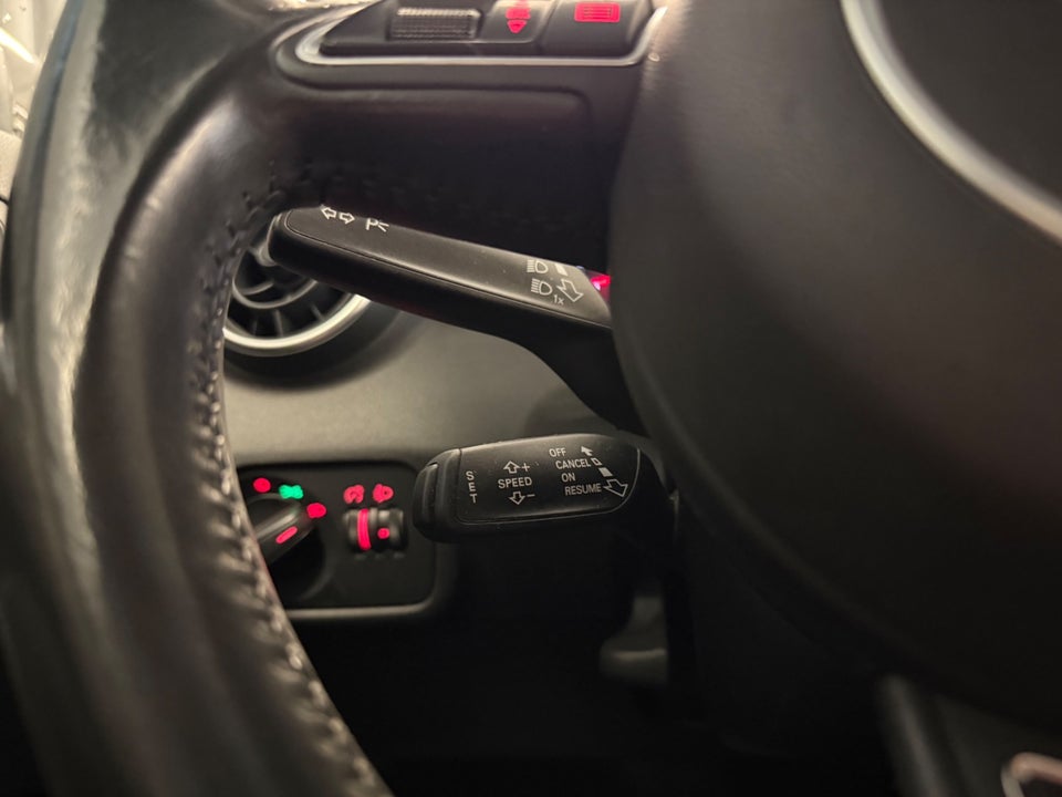 Audi A1 1,0 TFSi 95 Ultra Sportback S-tr. 5d