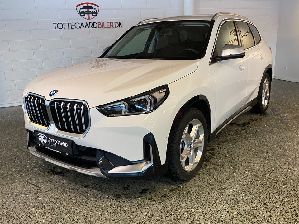 BMW iX1 xDrive30 X-Line 5d