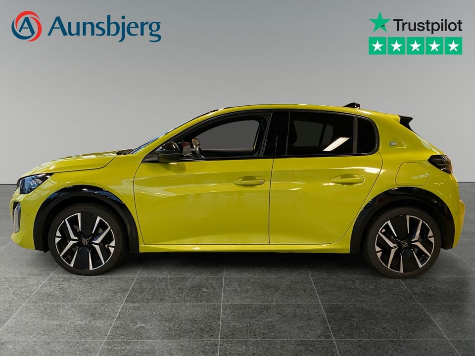 Peugeot e-208 54 GT 5d