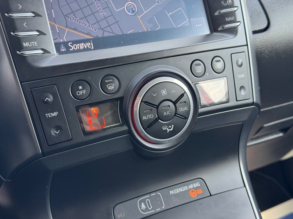 Toyota Verso 1,8 VVT-i T2 Limited 5d