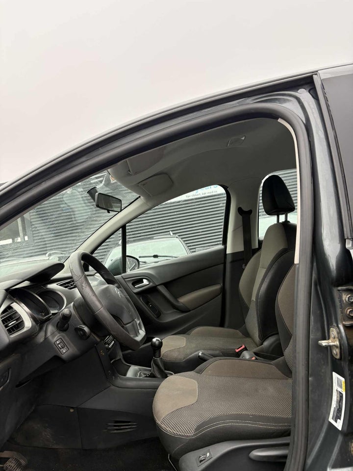 Citroën C3 1,0 VTi 68 Attraction 5d