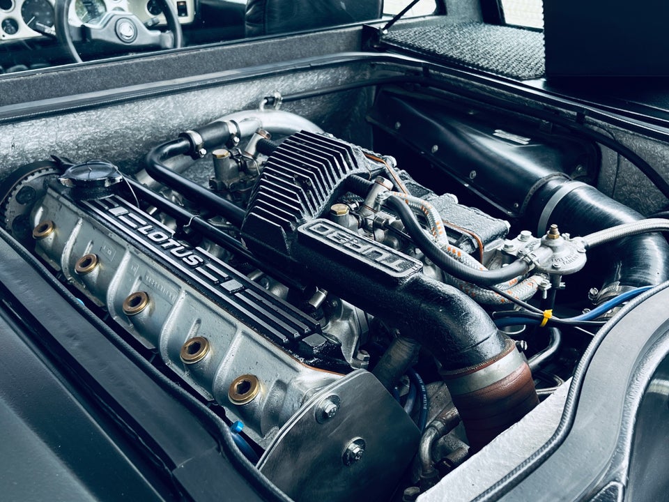 Lotus Esprit 2,2 Turbo 2d