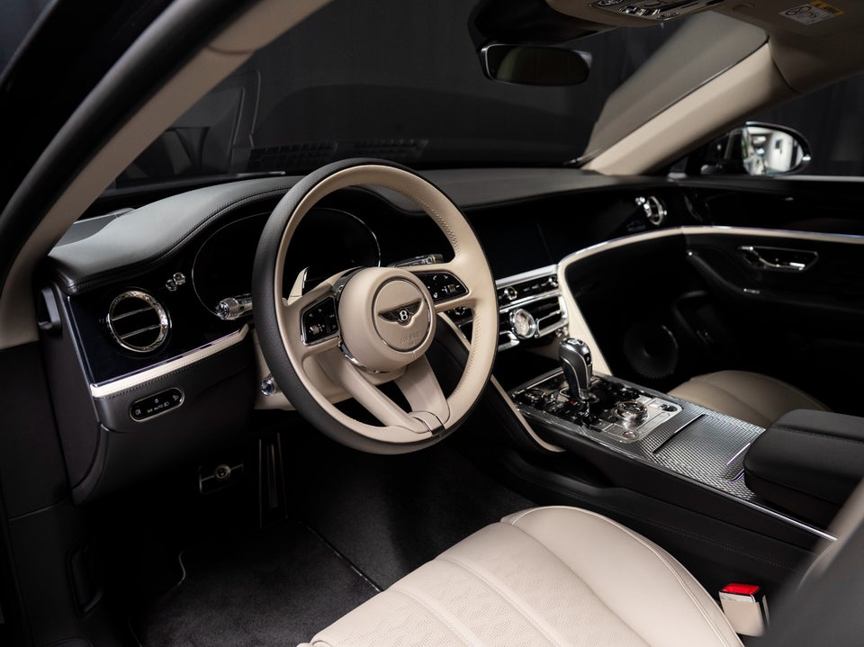 Bentley Flying Spur 4,0 V8 Hybrid Mulliner aut. 4d