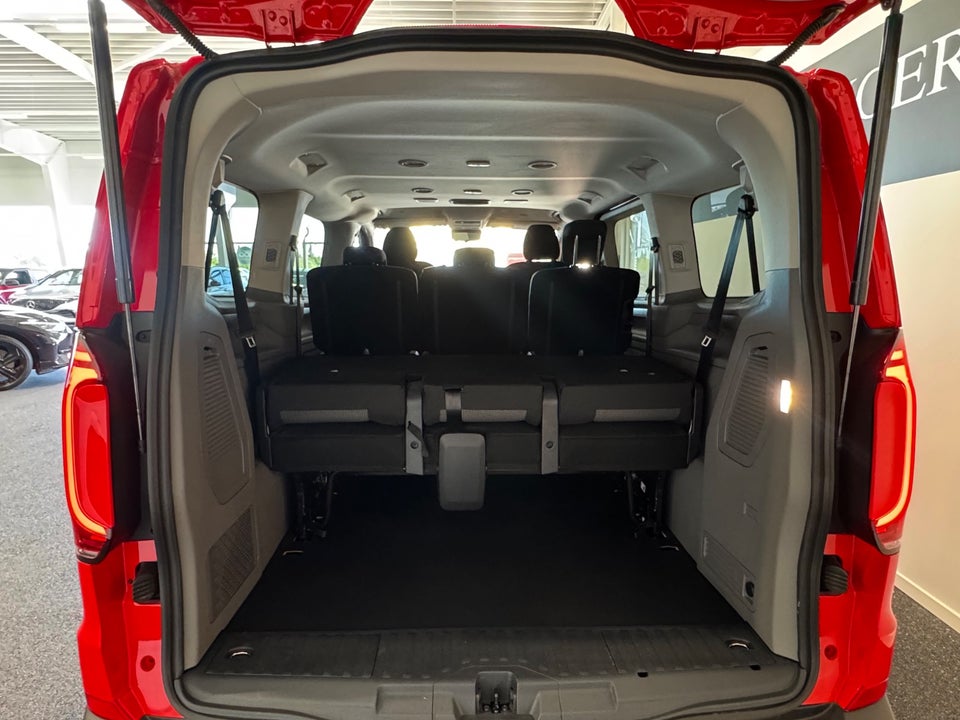 VW e-Caravelle 64 Basis SWB
