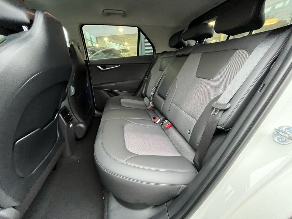 Kia Niro 64 EV Prestige 5d