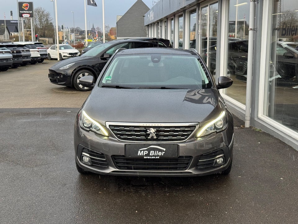 Peugeot 308 1,6 BlueHDi 120 Allure Sky SW 5d