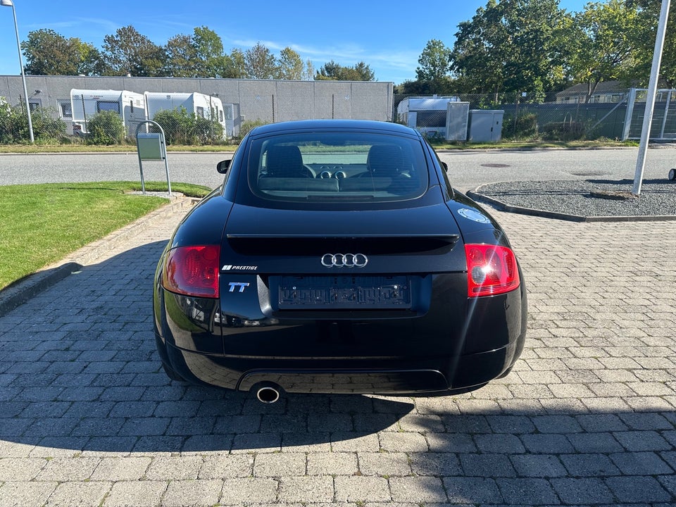 Audi TT 1,8 T 163 Coupé 2d