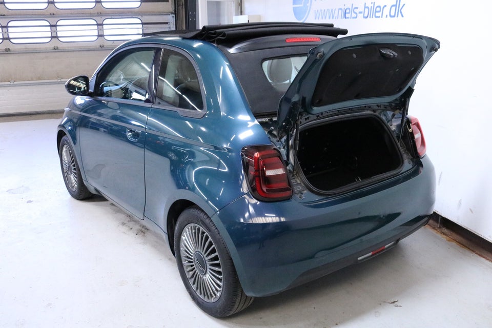 Fiat 500e 42 Icon Cabrio 2d