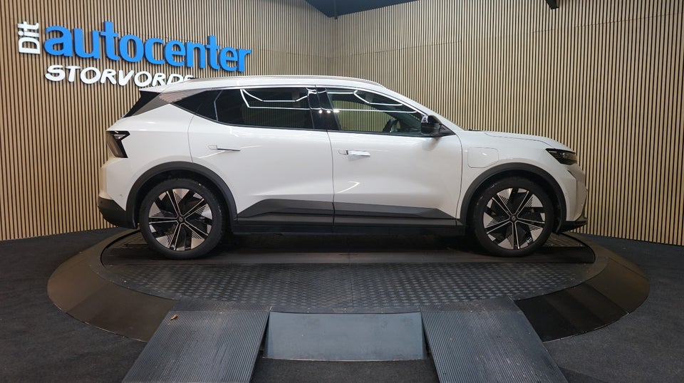 Renault Scenic E-Tech 87 Techno 5d