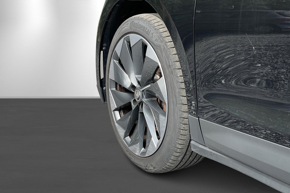 Skoda Enyaq 80x iV ecoSuite 5d