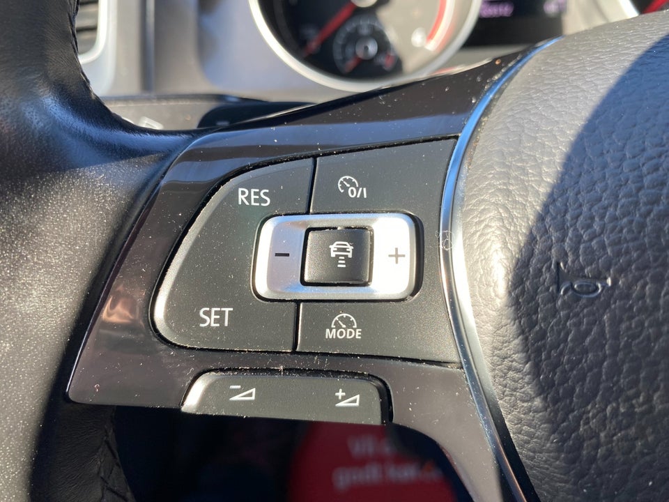 VW Golf VII 1,6 TDi 115 Comfortline Variant DSG 5d