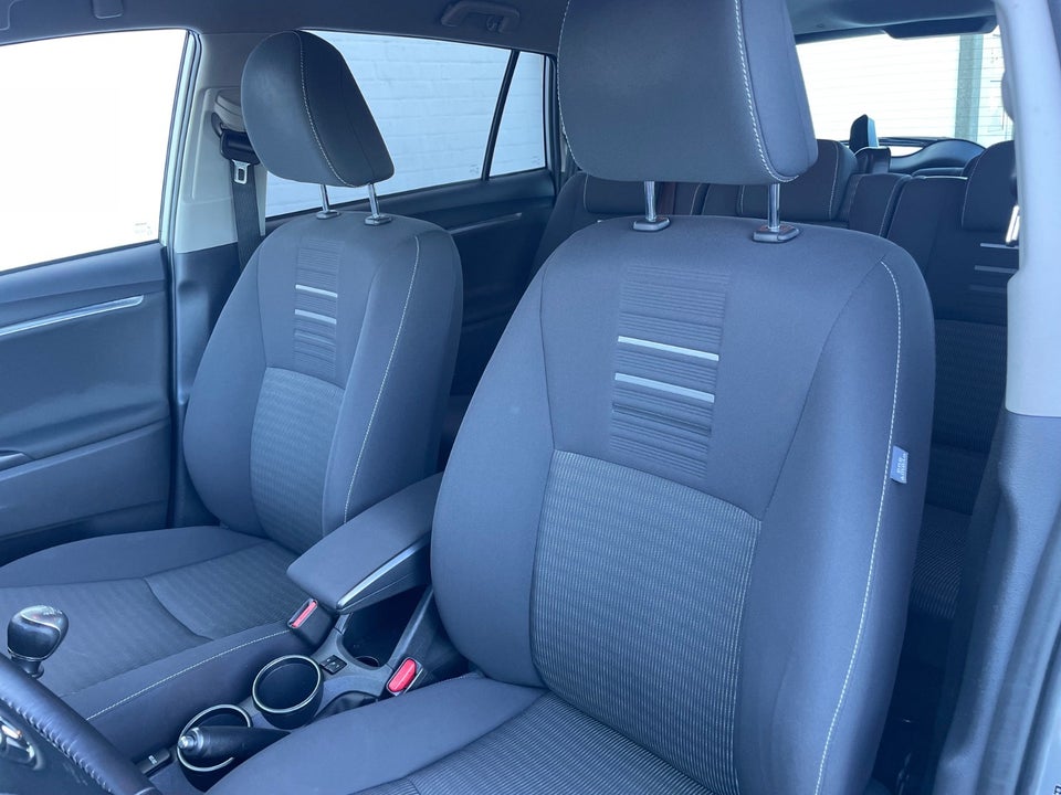 Toyota Verso 1,8 VVT-i T2 Premium 5d