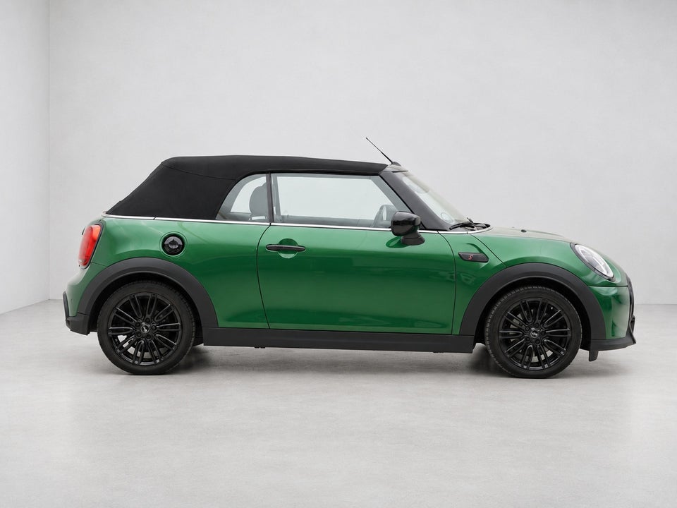 MINI Cooper S 2,0 Essential Cabriolet aut. 2d