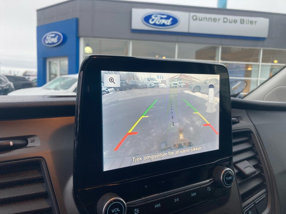 Ford Transit Custom 300L 2,0 TDCi 130 Trend