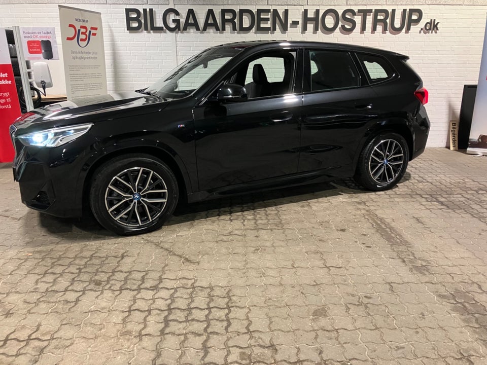 BMW iX1 xDrive30 M-Sport 5d