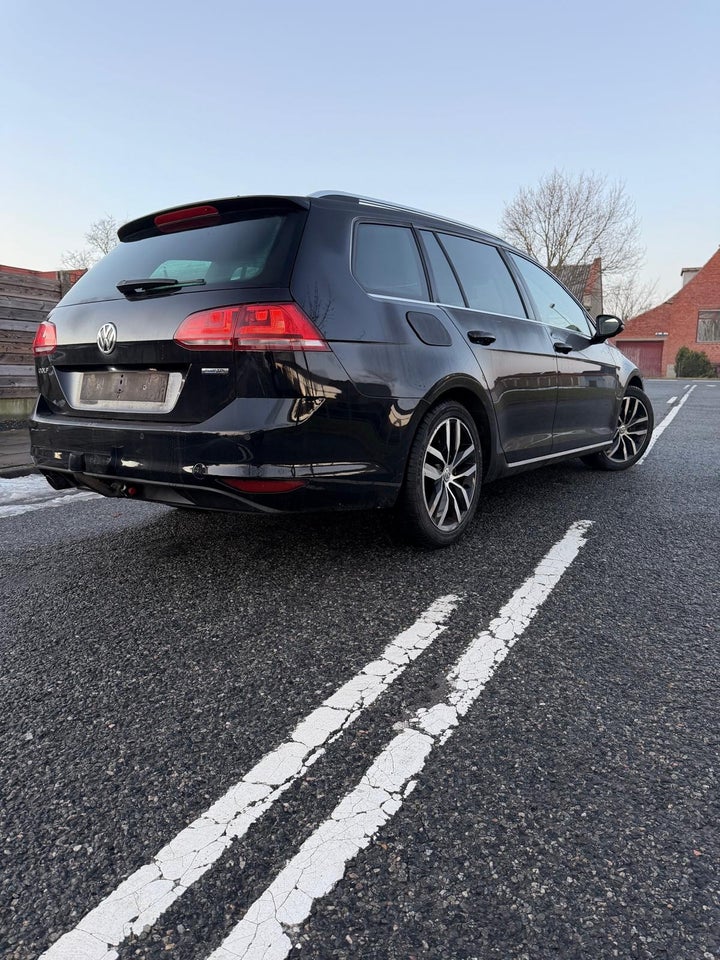 VW Golf VII 1,6 TDi 105 Highline Variant DSG BMT 5d