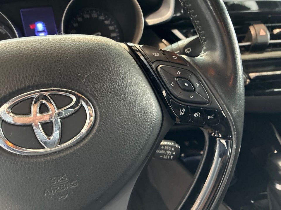 Toyota C-HR 1,8 Hybrid C-LUB CVT 5d
